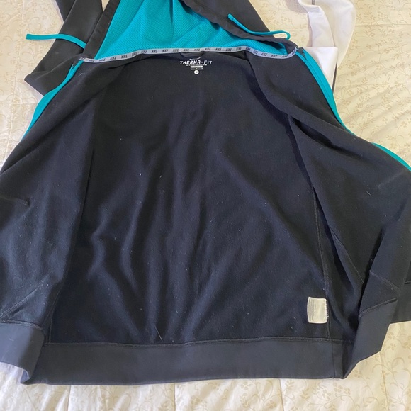 Nike Hooded Therma-fit Full Zip Jacket - Picture 10 of 14